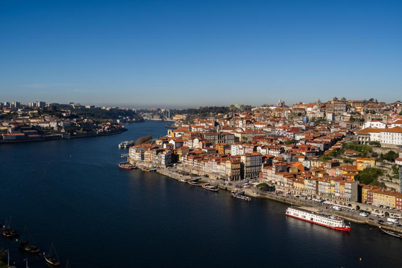 Appartamento Gaya Avenue Flats - Elegant Contemporary Flats With Balcony Vila Nova de Gaia Esterno foto