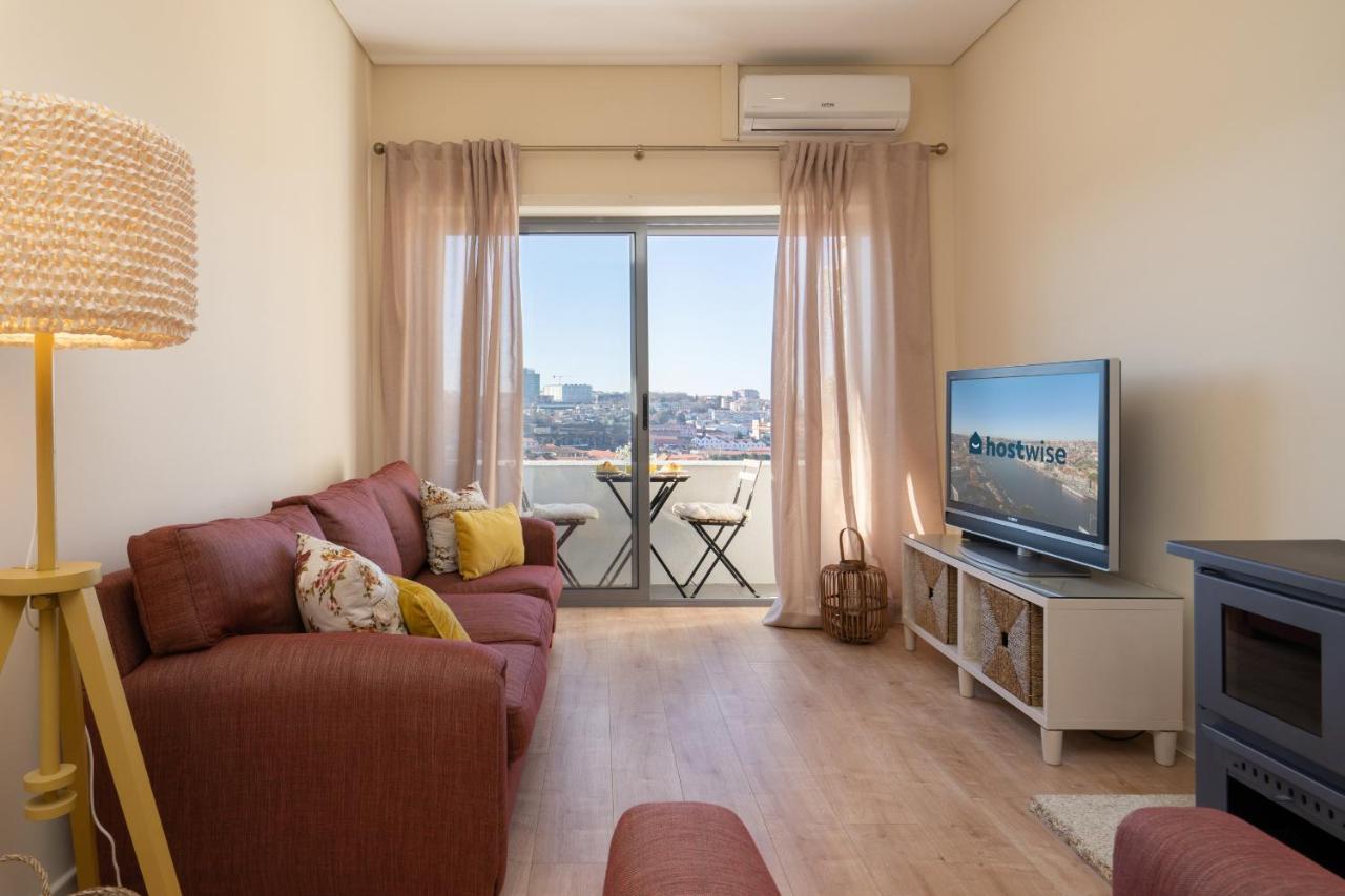 Appartamento Gaya Avenue Flats - Elegant Contemporary Flats With Balcony Vila Nova de Gaia Esterno foto