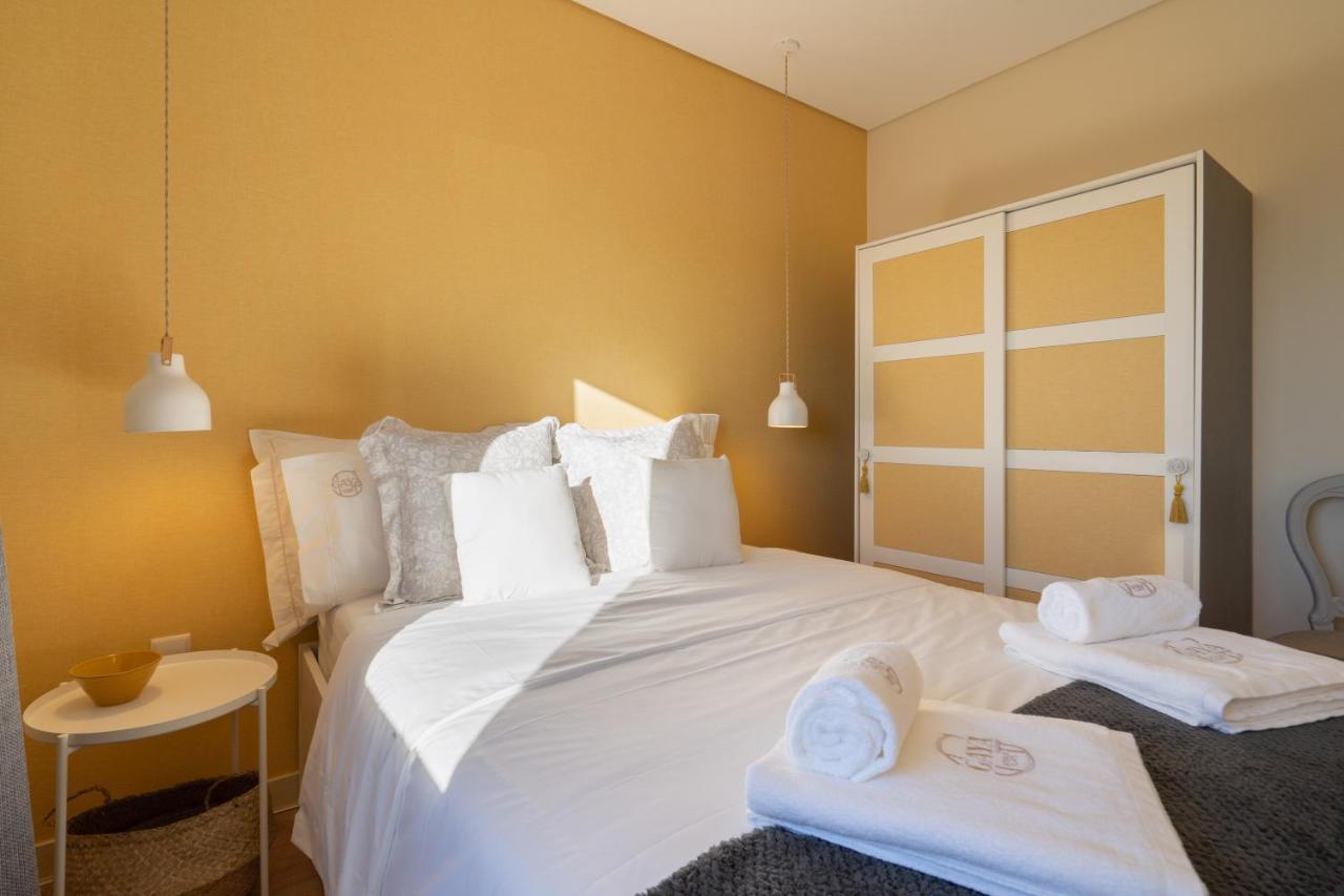 Appartamento Gaya Avenue Flats - Elegant Contemporary Flats With Balcony Vila Nova de Gaia Esterno foto