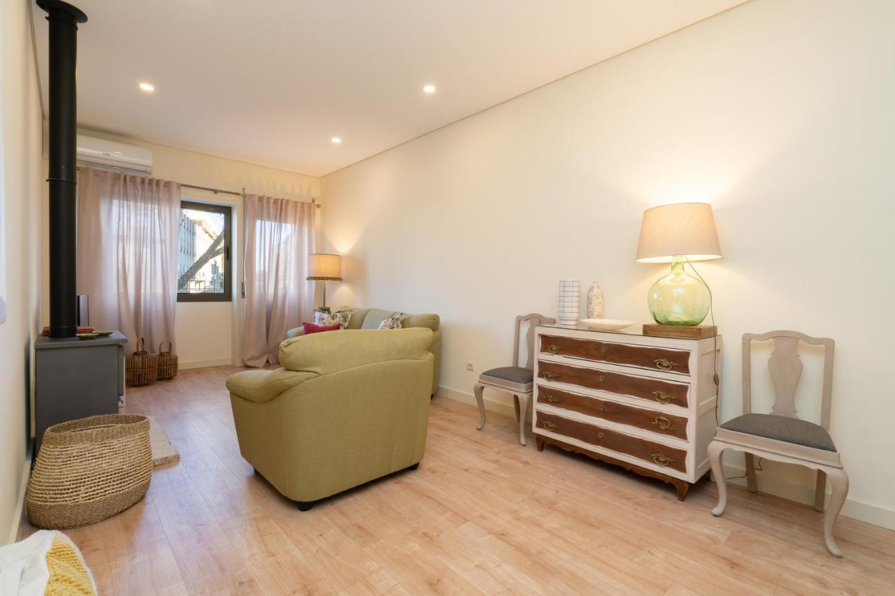 Appartamento Gaya Avenue Flats - Elegant Contemporary Flats With Balcony Vila Nova de Gaia Esterno foto